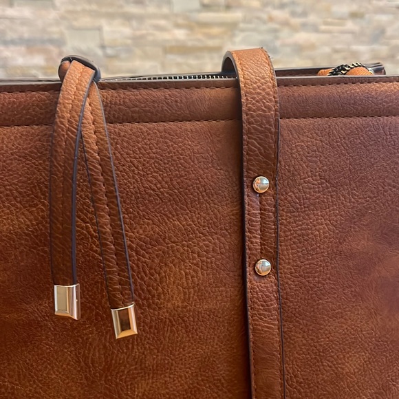 this is a unused darcy marks tote bag - Picture 4 of 7